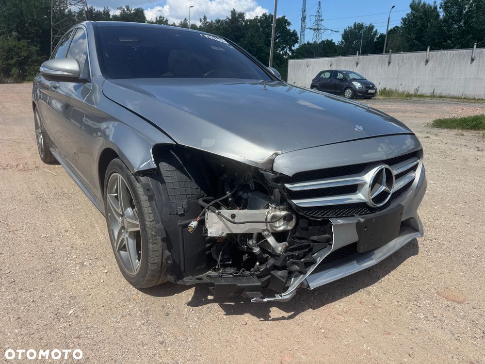 Mercedes-Benz Klasa C 300 7G-TRONIC AMG Line - 6