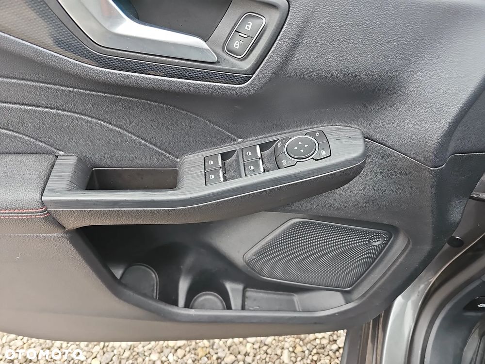 Ford Kuga 1.5 EcoBoost FWD ST-Line - 13
