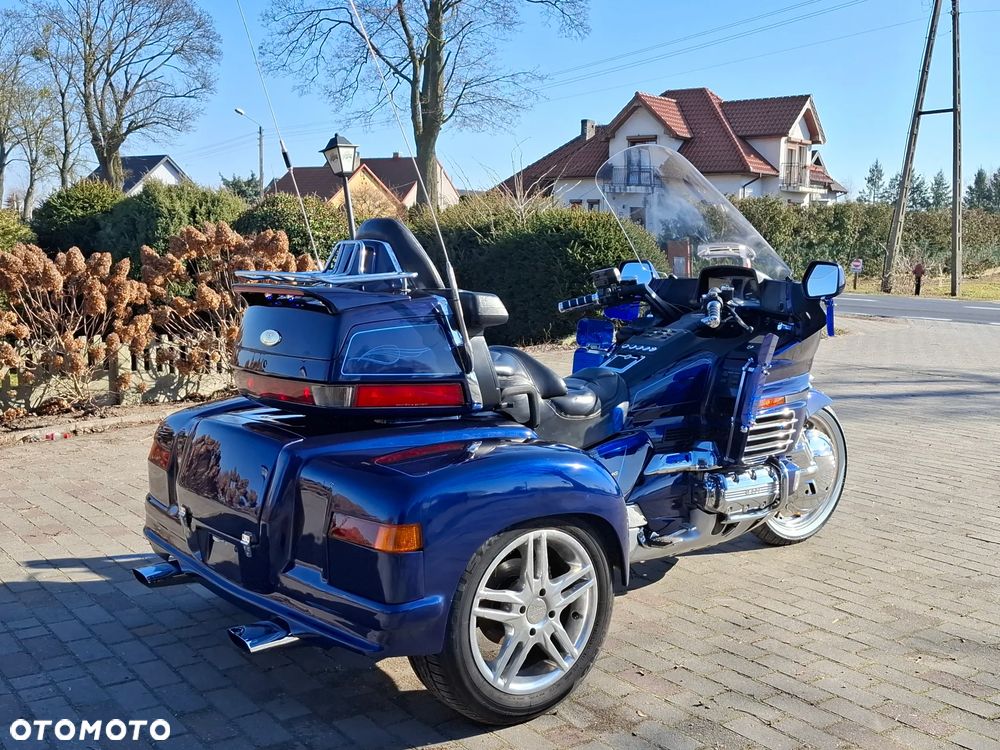 Honda GL - 6