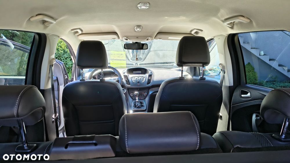 Ford Kuga 2.0 TDCi Titanium - 8