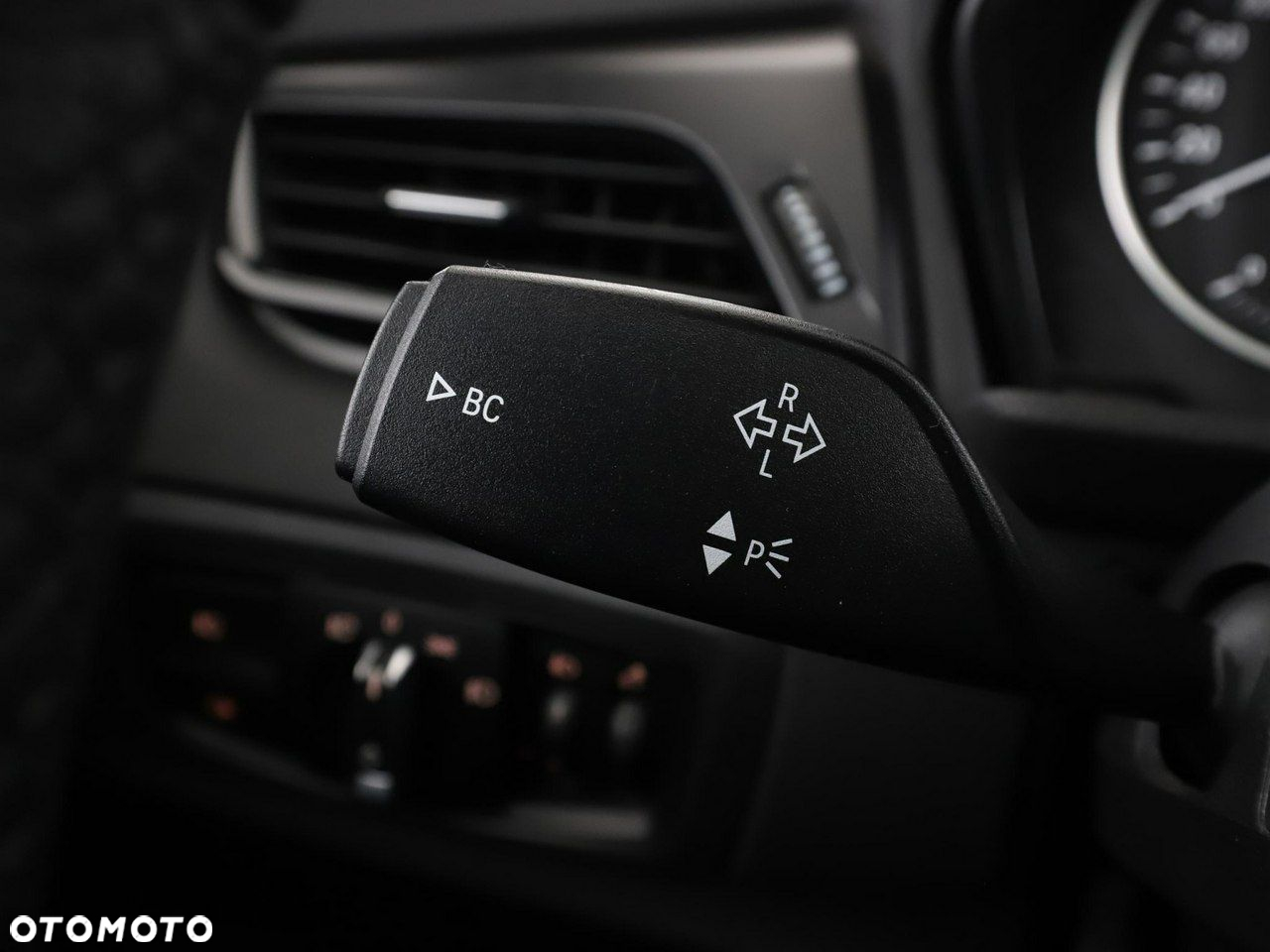 BMW Seria 2 216d Active Tourer Advantage - 36