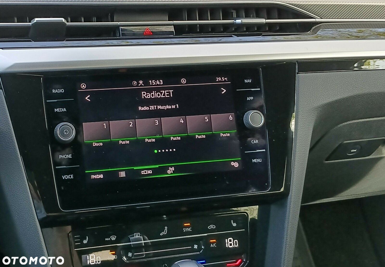 Volkswagen Arteon 2.0 TSI R-Line DSG - 24