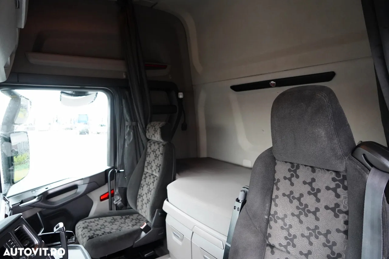 Scania R 520 / V8 / SISTEM HIDRAULIC / RETARDER / RĂCIRE ​​I-PARK / FULL AIRMATIC / ANVELOPE 100% / CONTRACT POST-SERVICE / IMPORTAT - 25