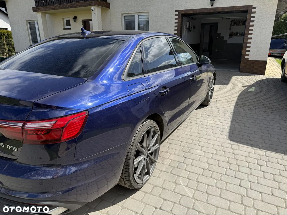Audi A4 Limousine 35 TFSI mHEV S tronic - 4