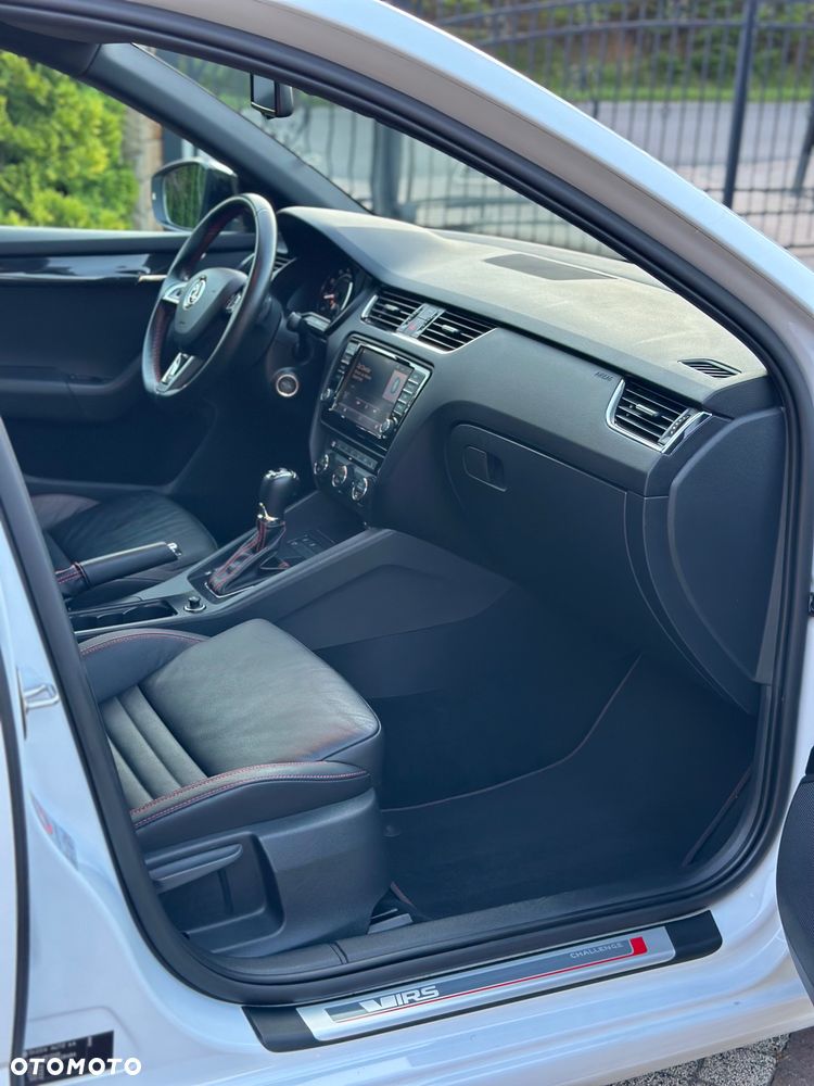 Skoda Octavia 2.0 TSI RS DSG - 35