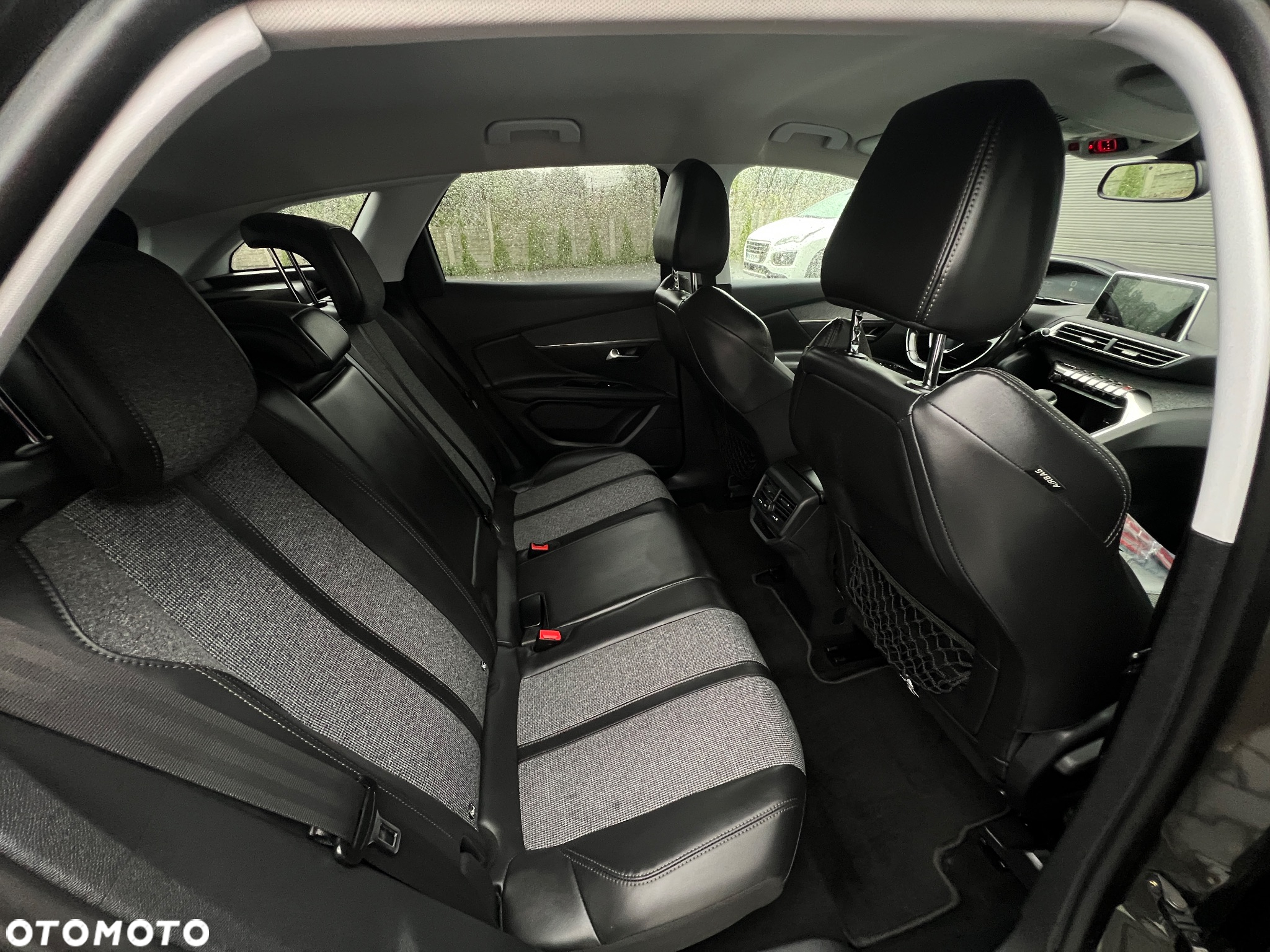 Peugeot 3008 1.2 PureTech Allure Pack S&S - 34
