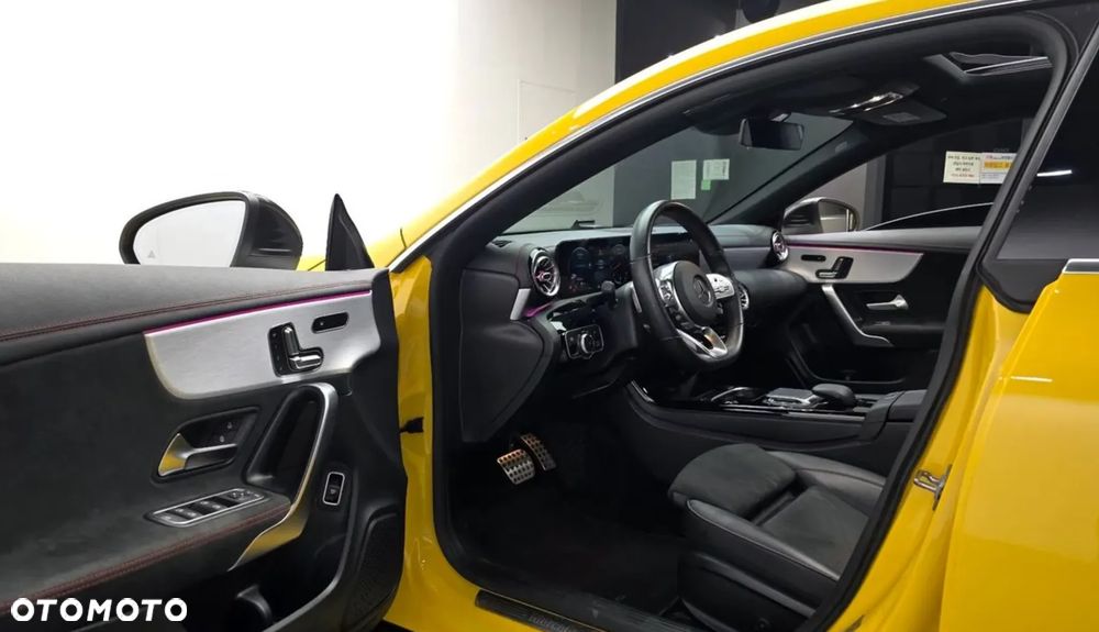 Mercedes-Benz CLA - 8