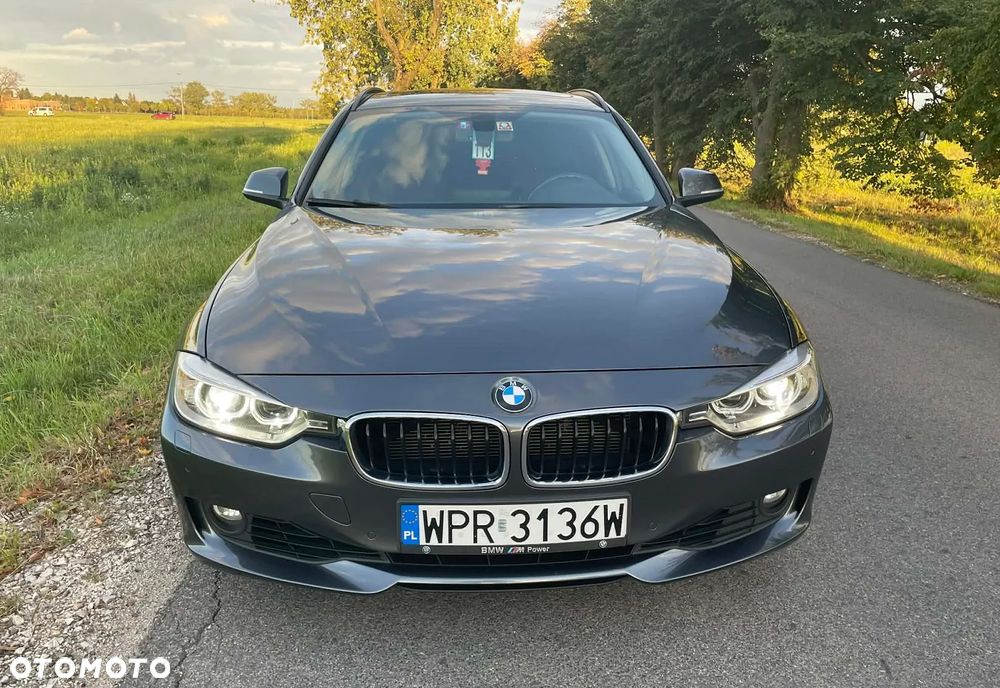BMW 328I