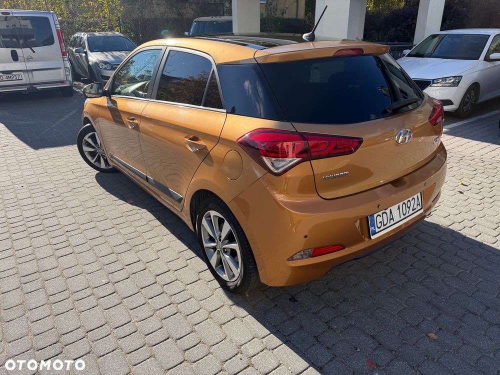 Hyundai i20 - 11
