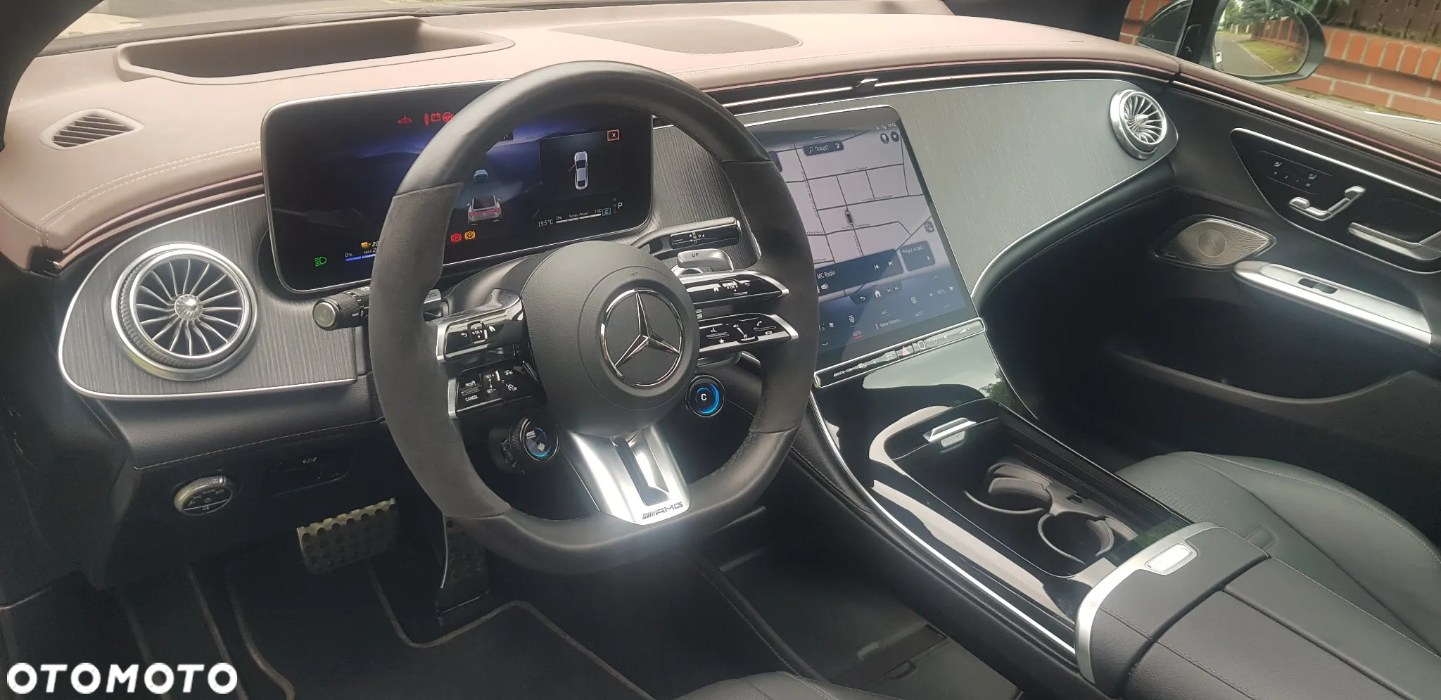 Mercedes-Benz EQE AMG 43 4Matic - 26