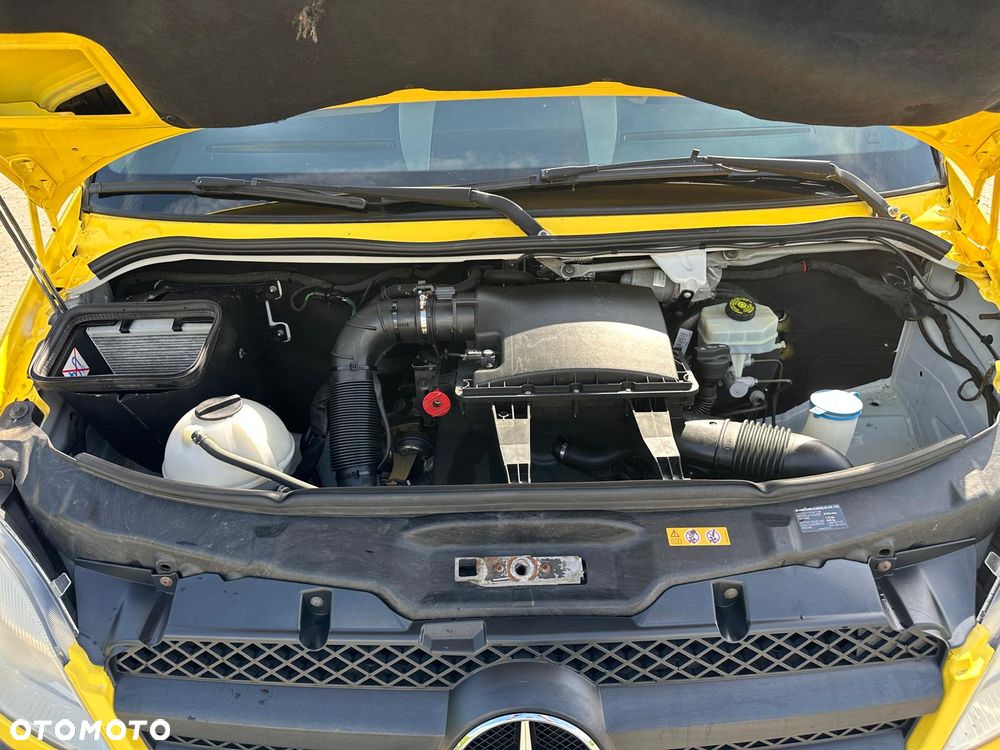 Mercedes-Benz Sprinter - 21