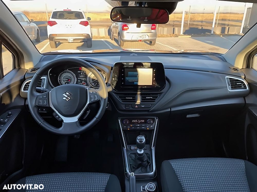 Suzuki S-Cross - 8
