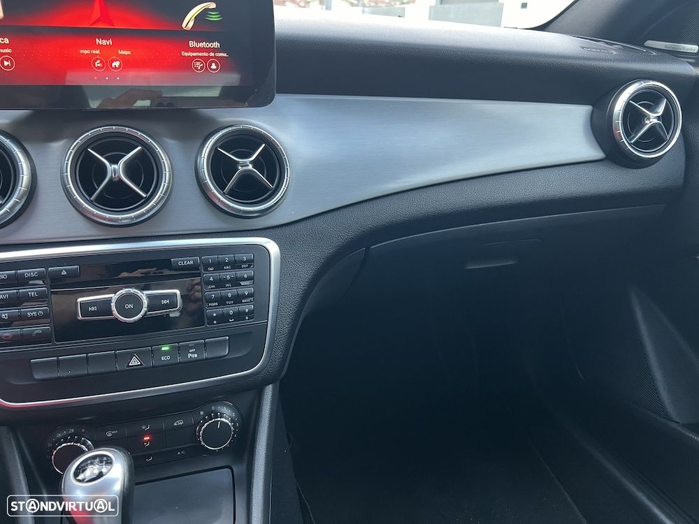 Mercedes-Benz CLA 180 (CDI) d AMG Line - 11