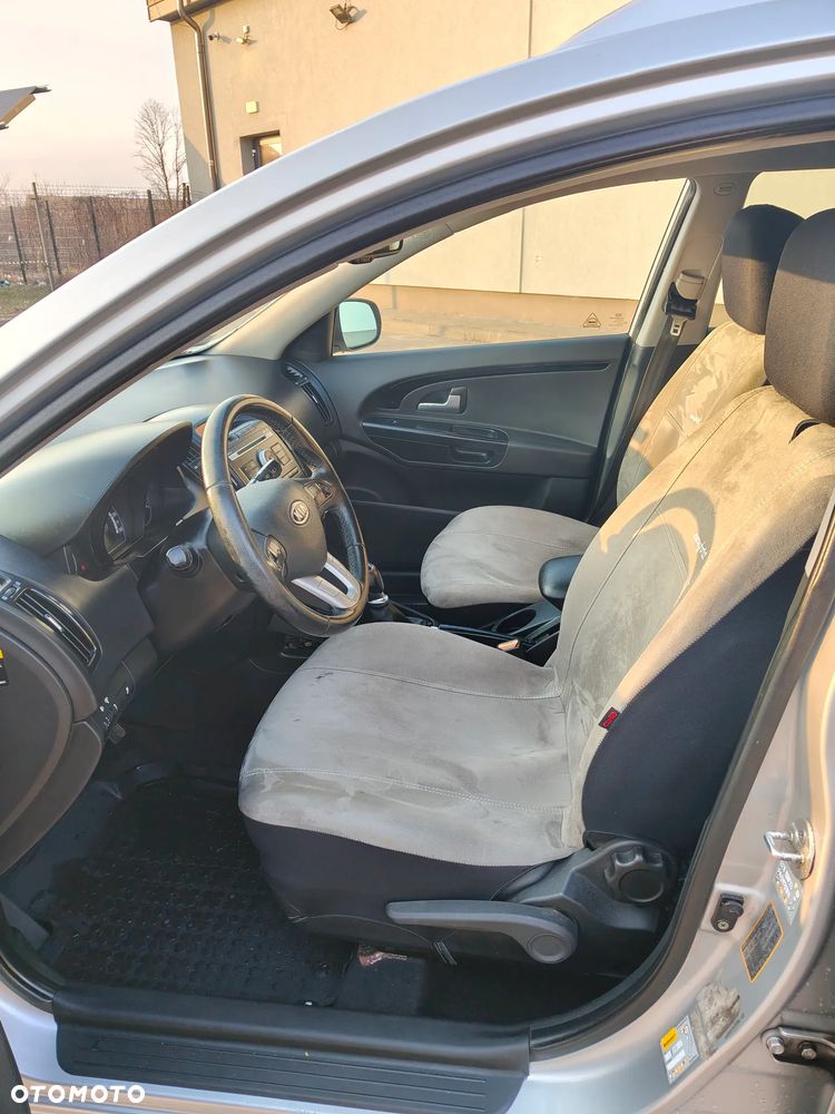 Kia Ceed 2.0 crdi Optimum - 11