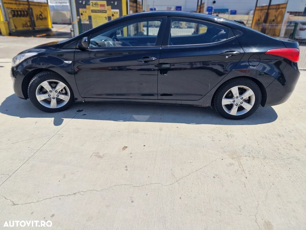 Hyundai Elantra 1.6 MPi Aut. Exclusive - 1