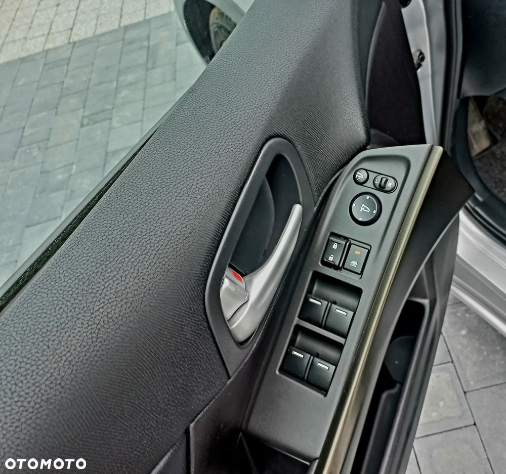 Honda Civic 1.8 Executive NAVI - 12