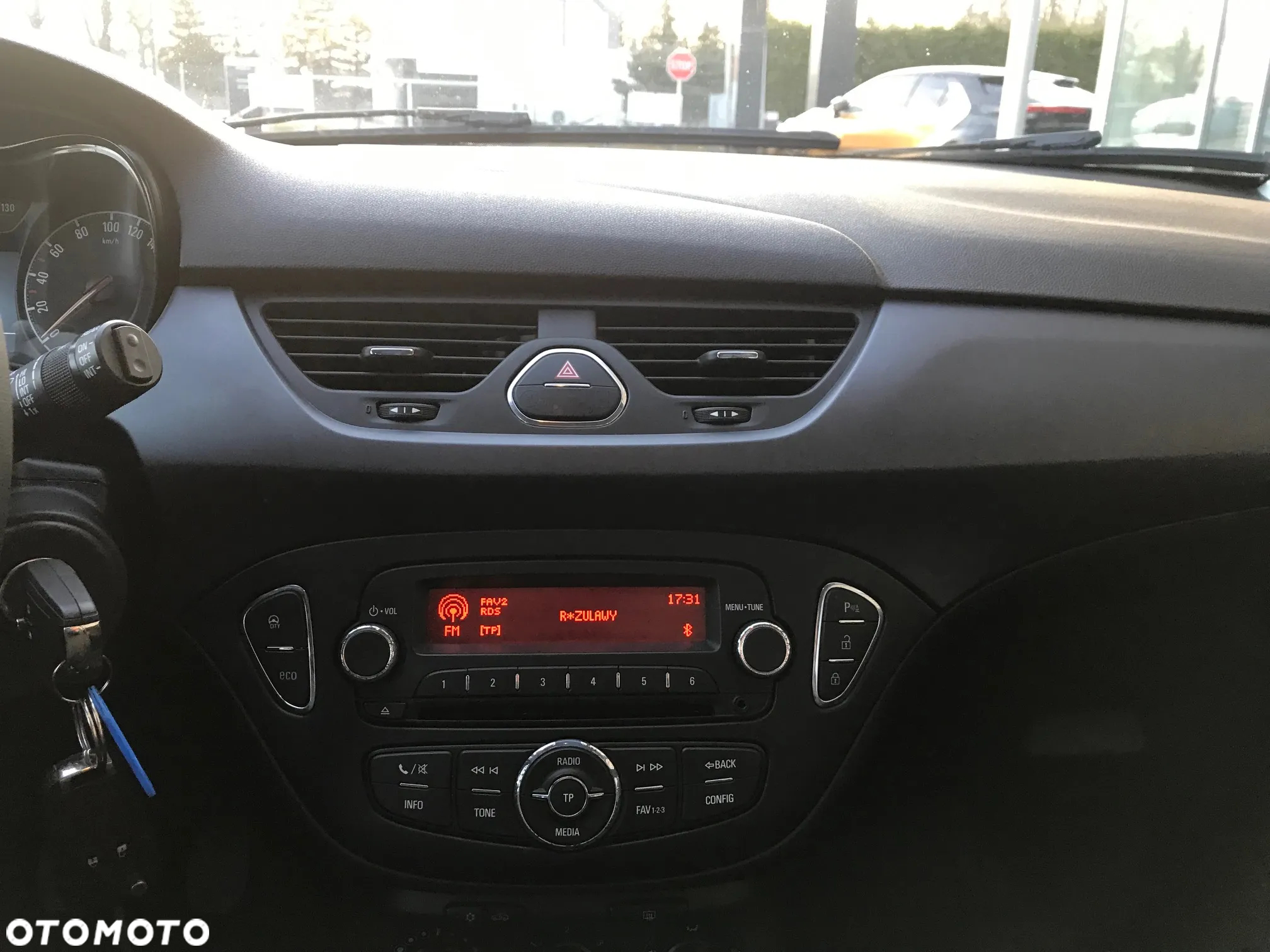 Opel Corsa 1.4 T Enjoy S&S - 20