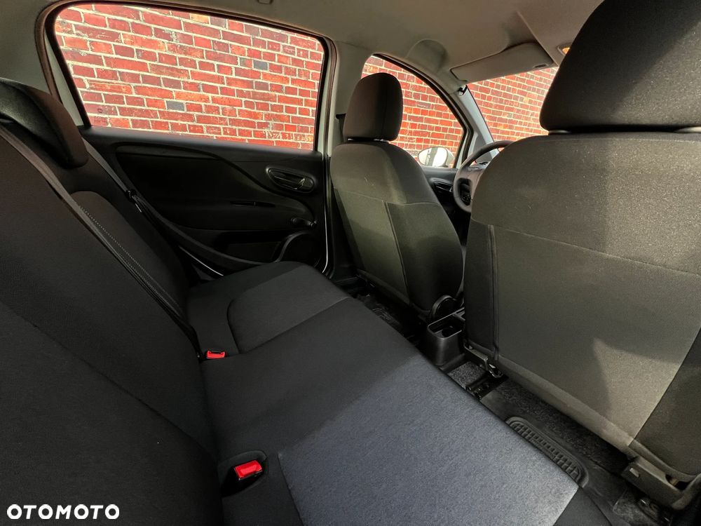 Fiat Punto 1.4 Easy S&S - 18