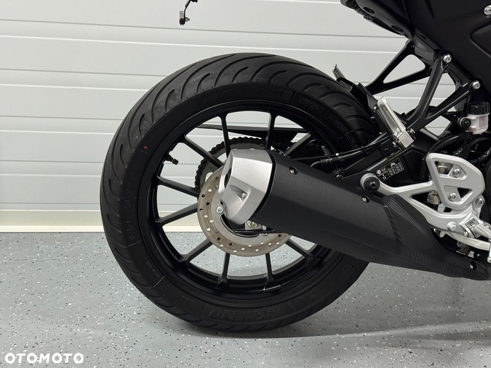 Yamaha MT - 4