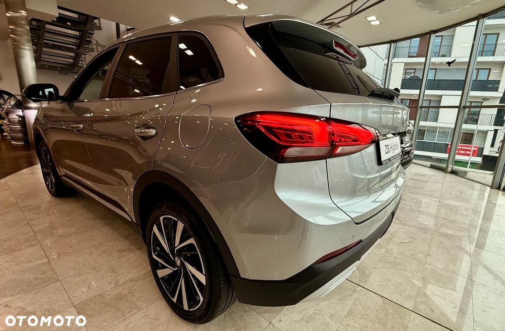 MG ZS Hybrid+ - 5