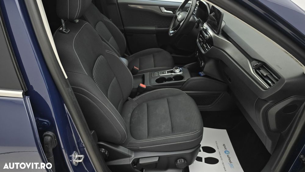 Ford Kuga - 19
