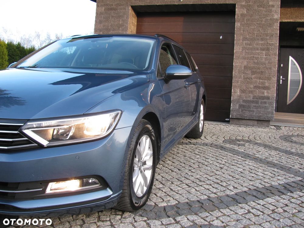 Volkswagen Passat 2.0 TDI SCR DSG Comfortline - 31