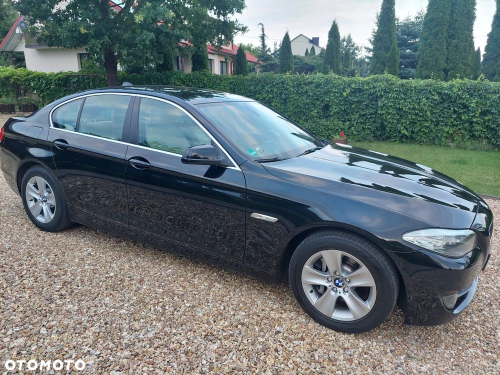 BMW Seria 5 528i - 6