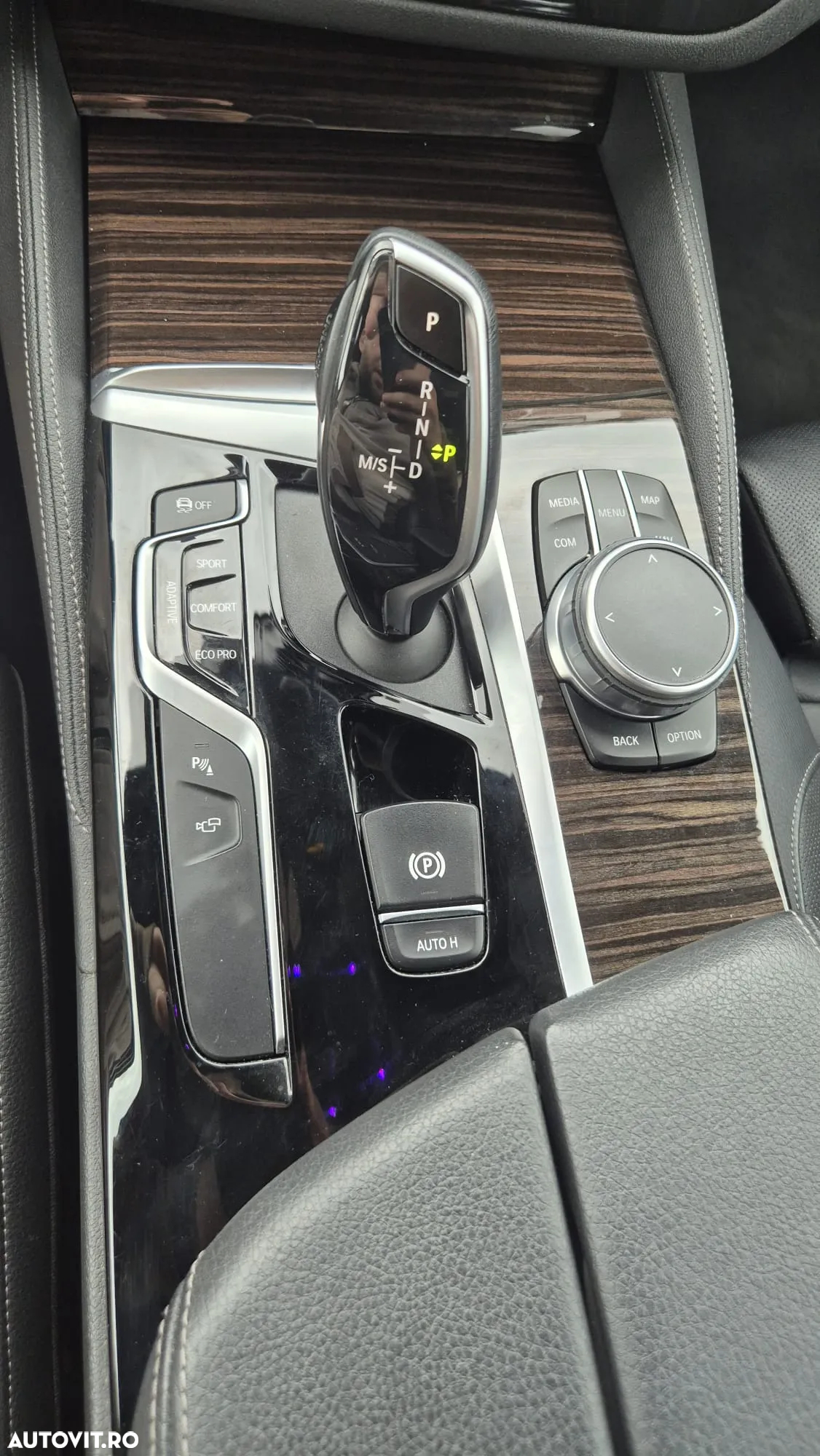 BMW Seria 5 530d xDrive AT MHEV - 17