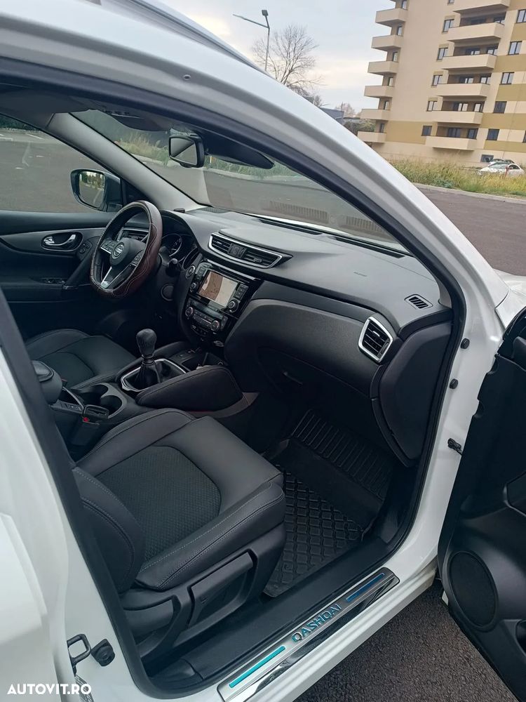 Nissan Qashqai 1.3 138CP 2WD Tekna - 22