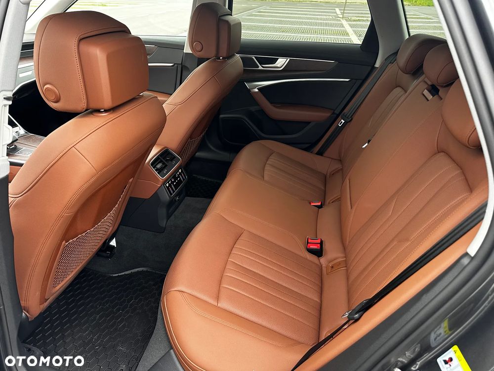 Audi A6 Avant - 27
