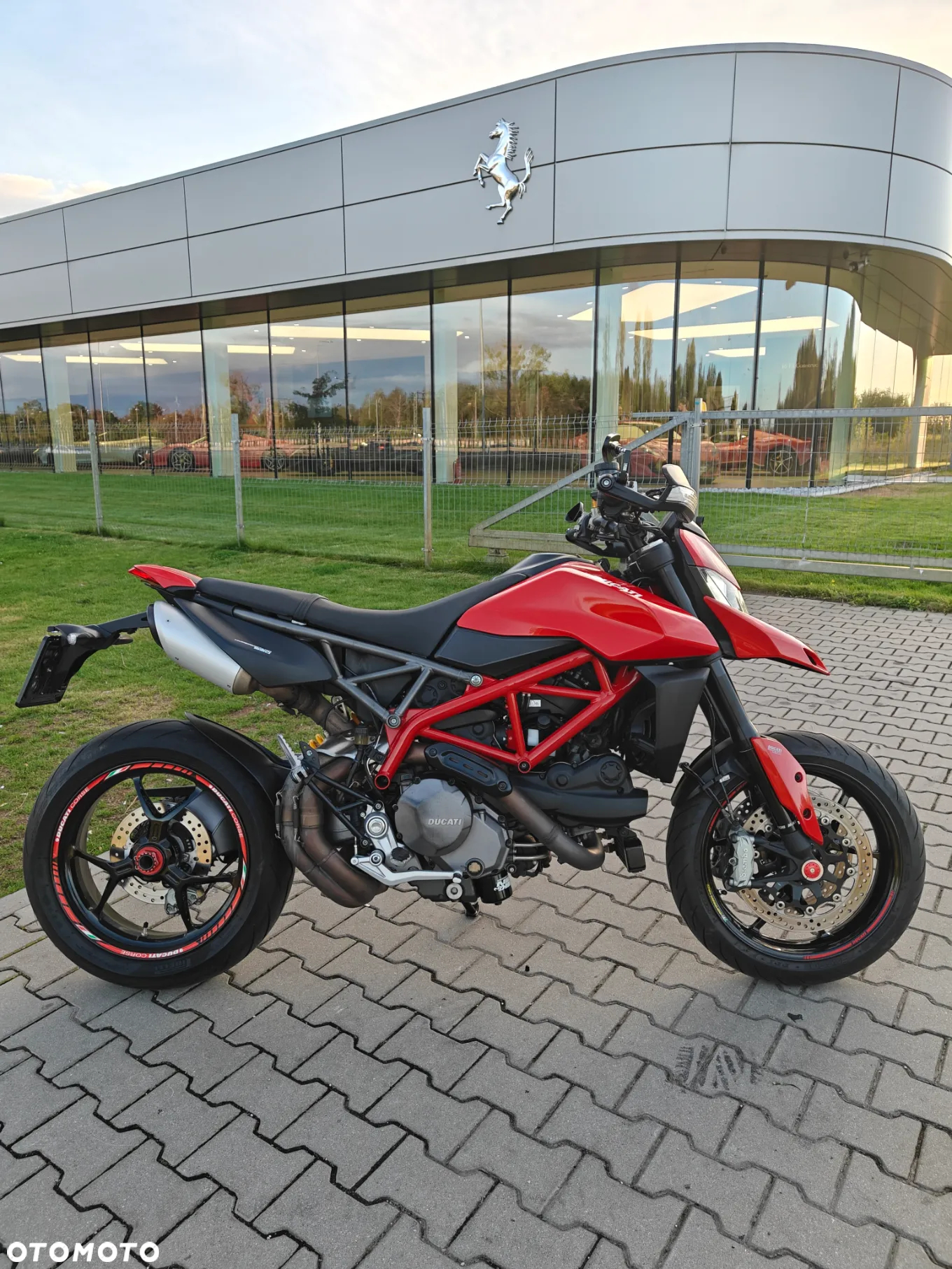 Ducati Hypermotard - 4