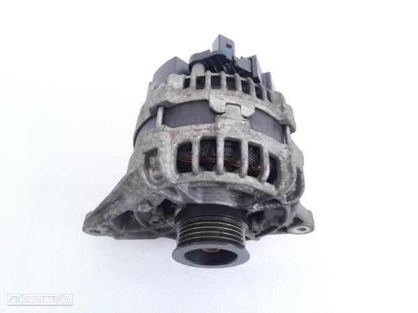 Alternador Mercedes-Benz A-Class (W176) - 2