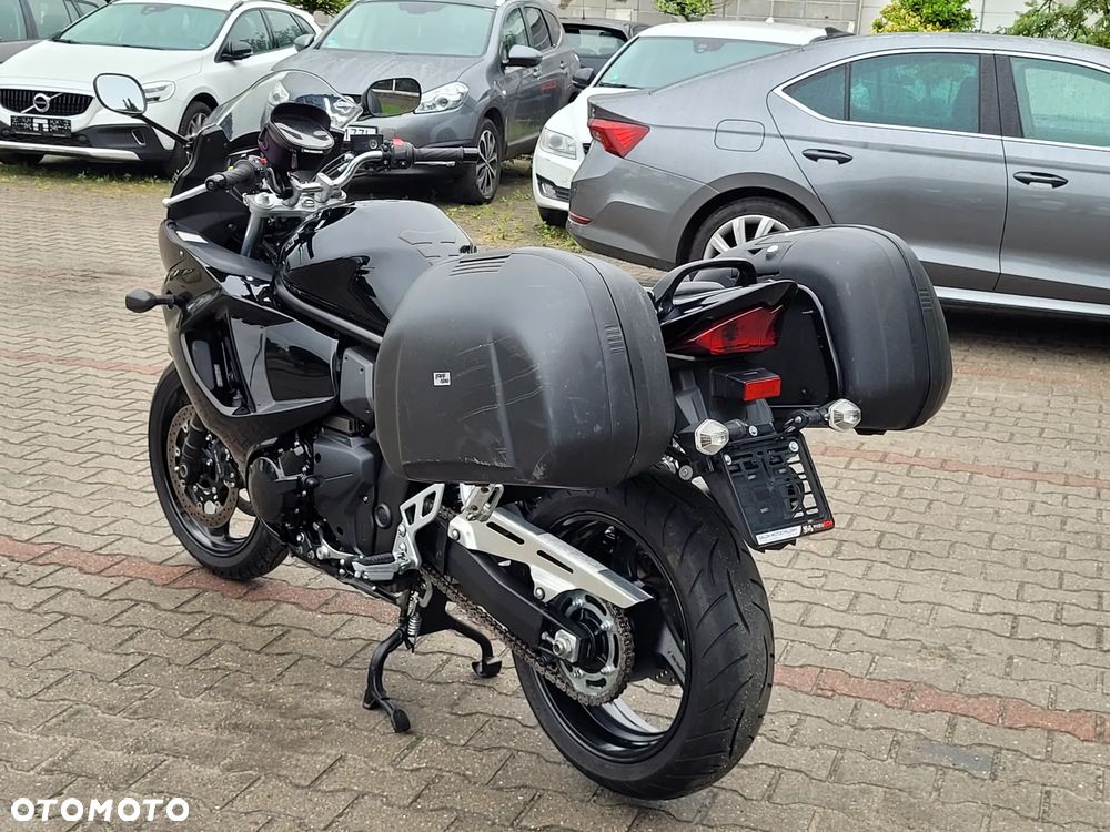 Suzuki GSX - 4