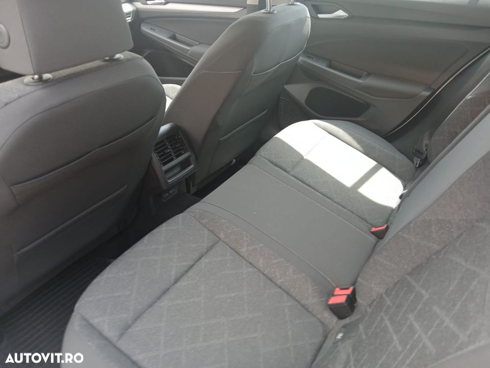 Volkswagen Golf 1.0 TSI Life - 8