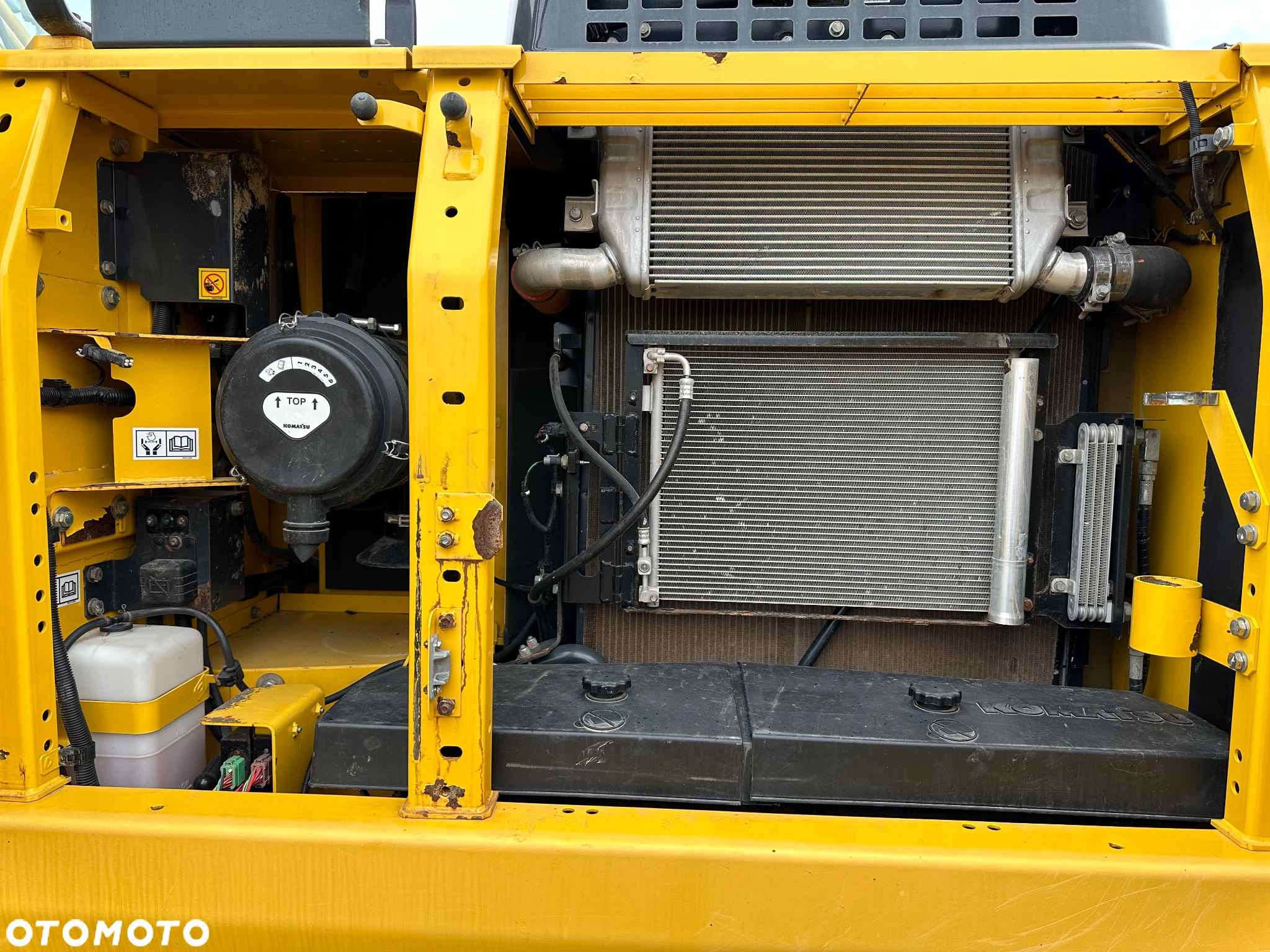 Komatsu PC 210 LC-11 - 10