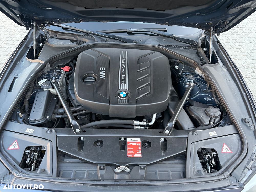 BMW Seria 5 520d Luxury Line - 10