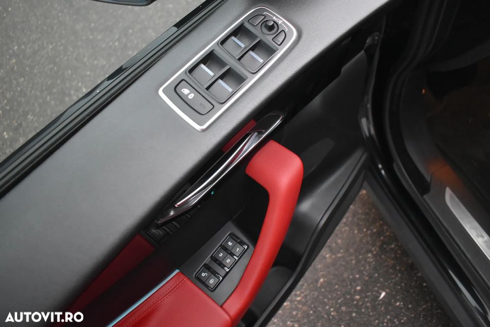 Jaguar F-Pace 30d AWD R-Sport - 14