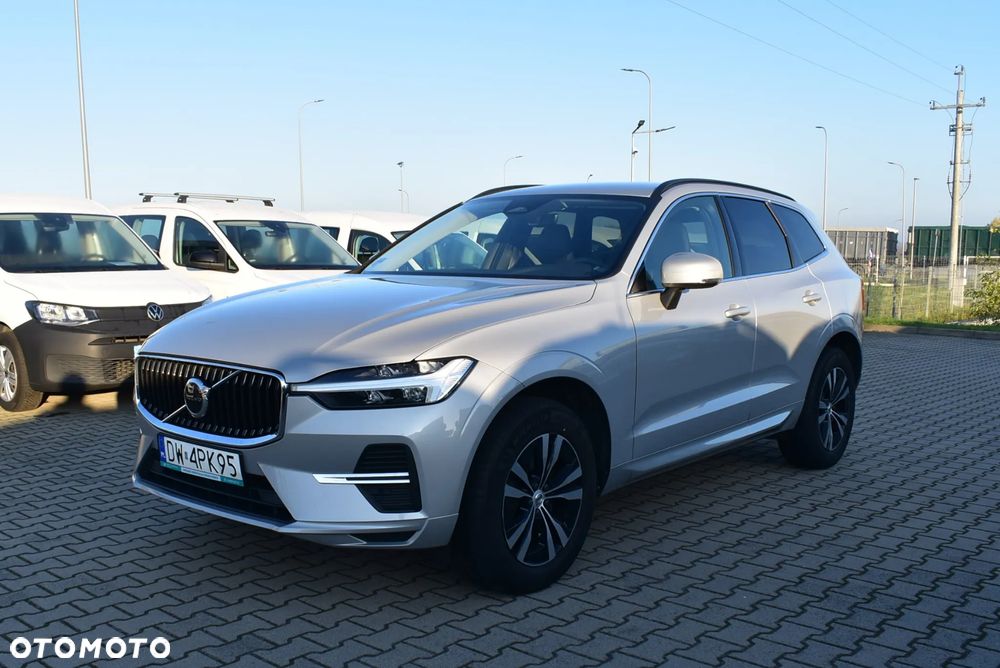 Volvo XC 60 B4 B Momentum Pro - 3