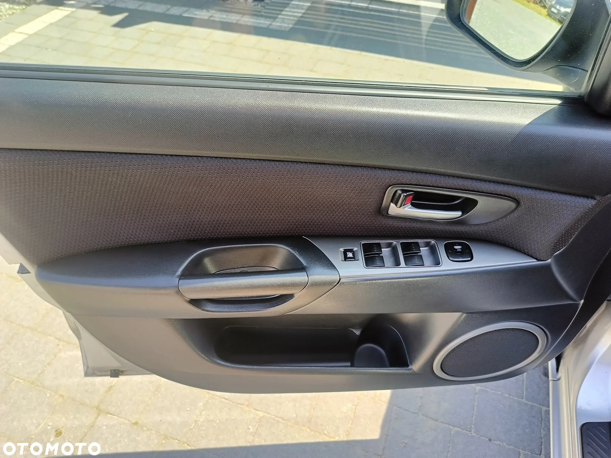 Mazda 3 1.6 CD Active + - 15