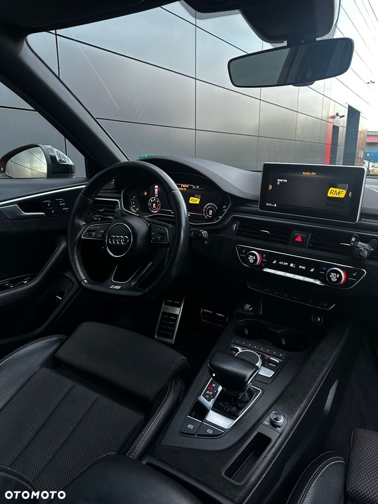 Audi A4 Avant 2.0 TDI Quattro Sport S tronic - 17