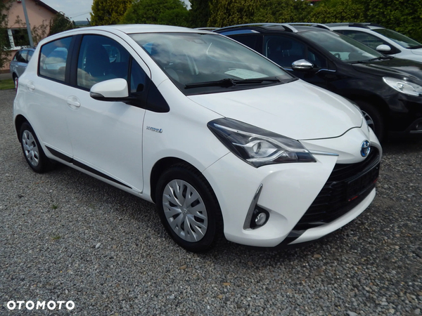 Toyota Yaris Hybrid 100 Active