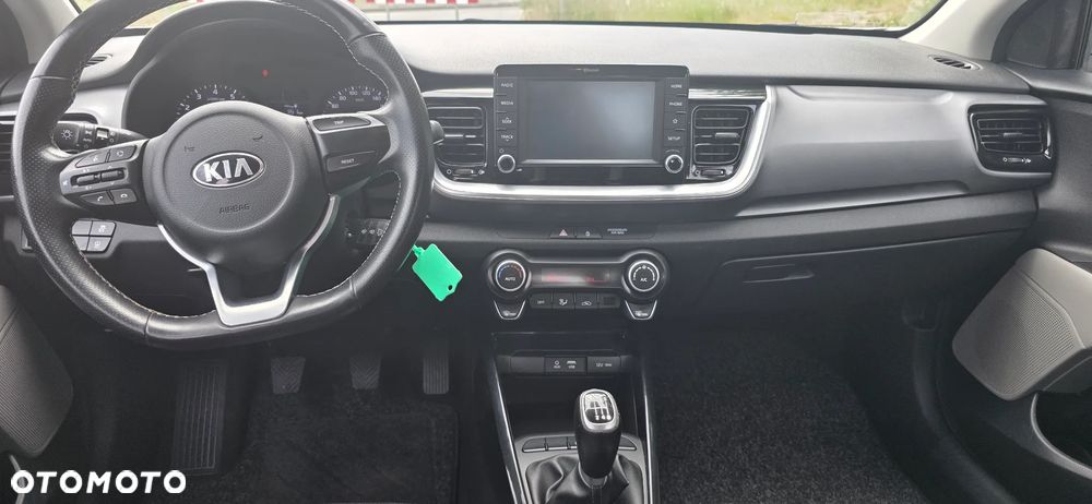 Kia Stonic 1.4 L - 23