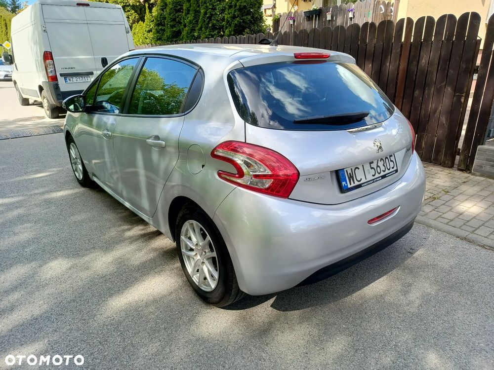 Peugeot 208 1.4 HDi Access - 5