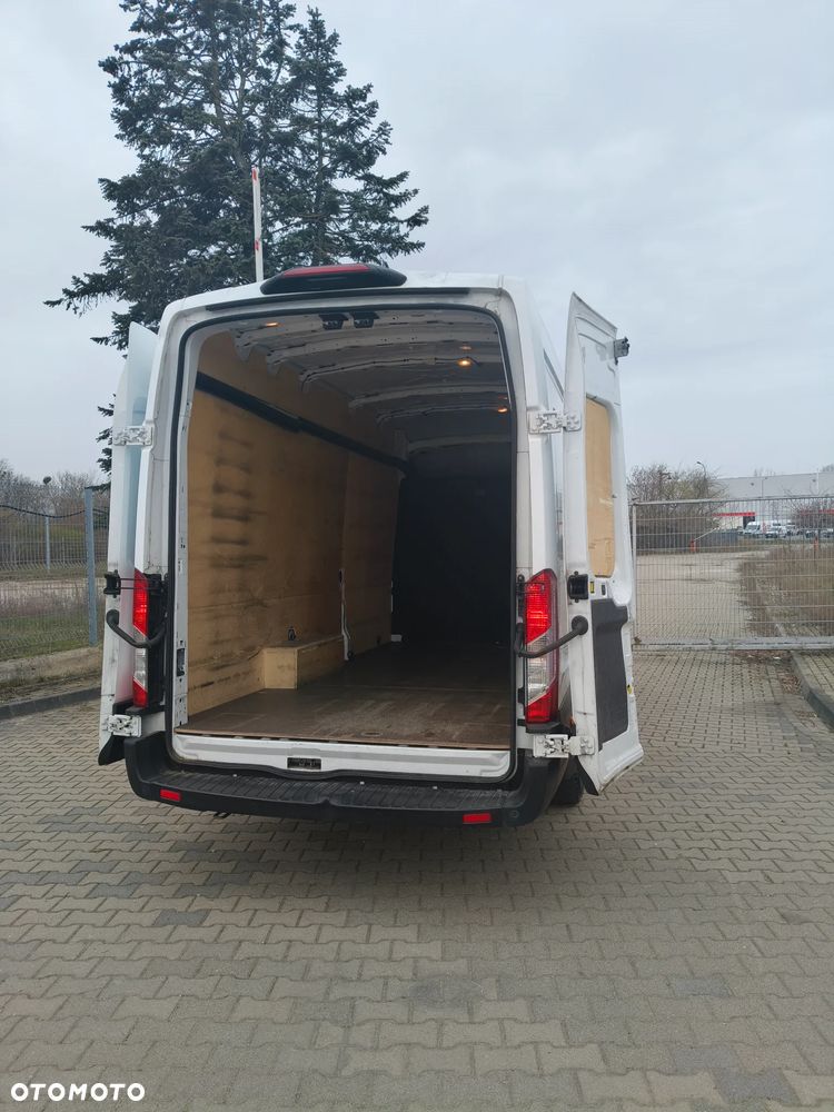 Ford Transit - 10