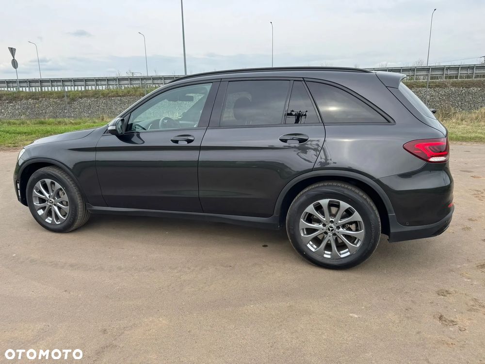 Mercedes-Benz GLC 220 d 4Matic 9G-TRONIC Edition AMG Line - 3