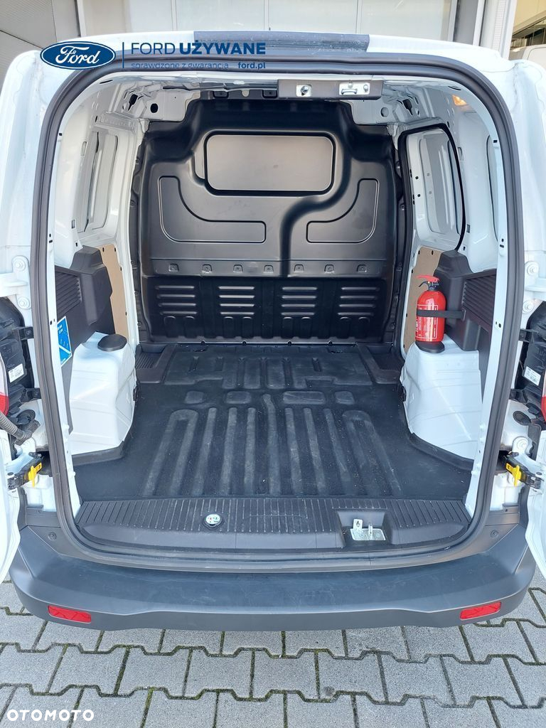 Ford Transit-courier - 13