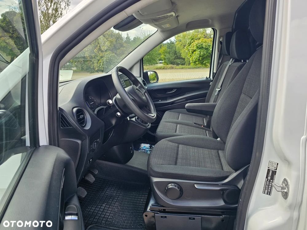 Mercedes-Benz Vito - 30