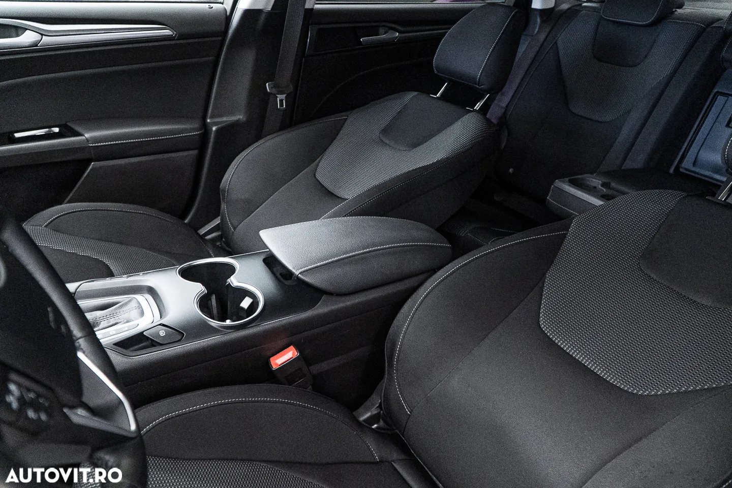 Ford Mondeo 2.0 Ti-VCT Hybrid Titanium - 17