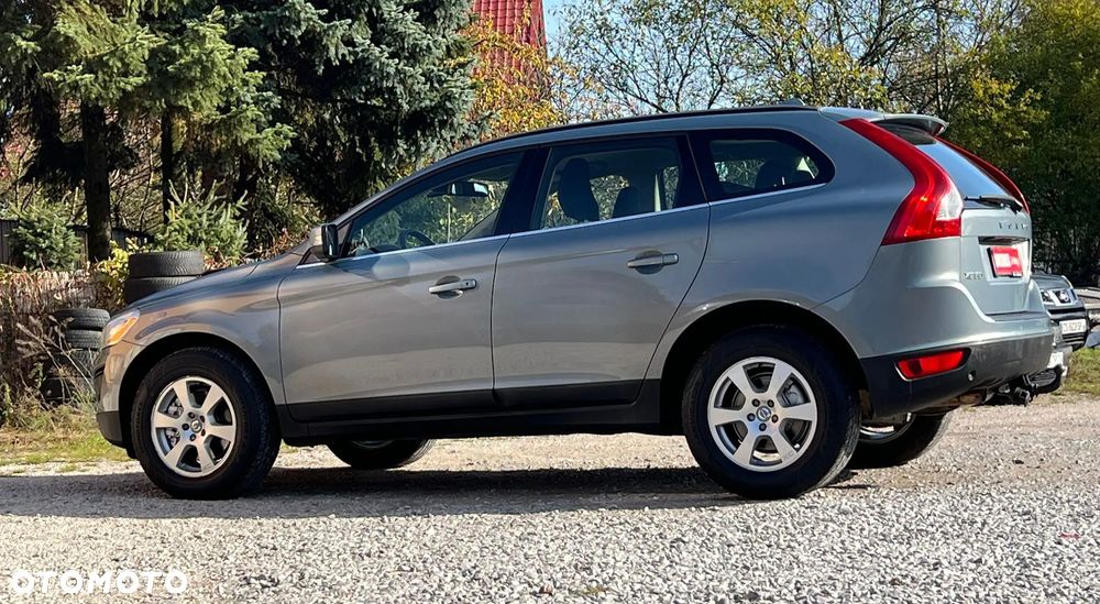 Volvo XC 60 D5 AWD - 2