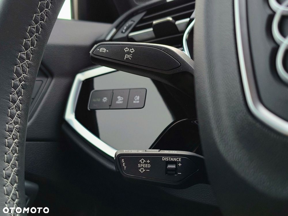 Audi Q3 Sportback - 14